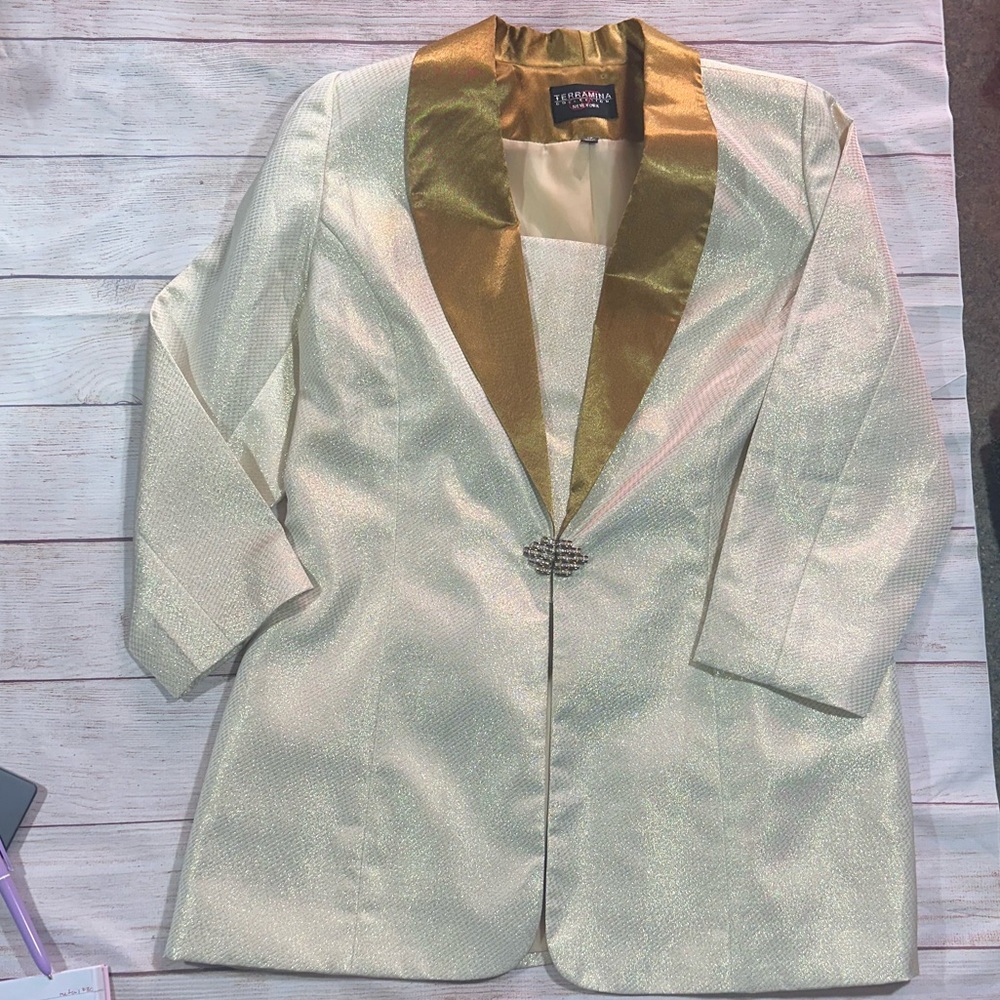 VINTAGE Y2K Terramina Cream Satin Blazer with Gold Collar sz 18 EUC